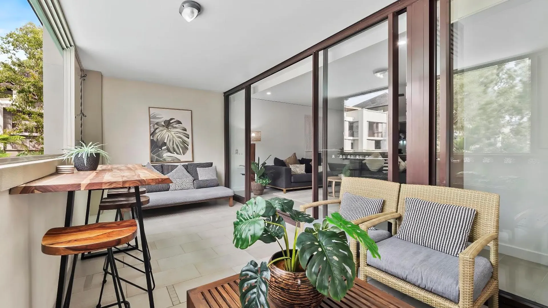 Private Apartments In The Temple Beachfront Resort Palm Cove 0*,  Australia