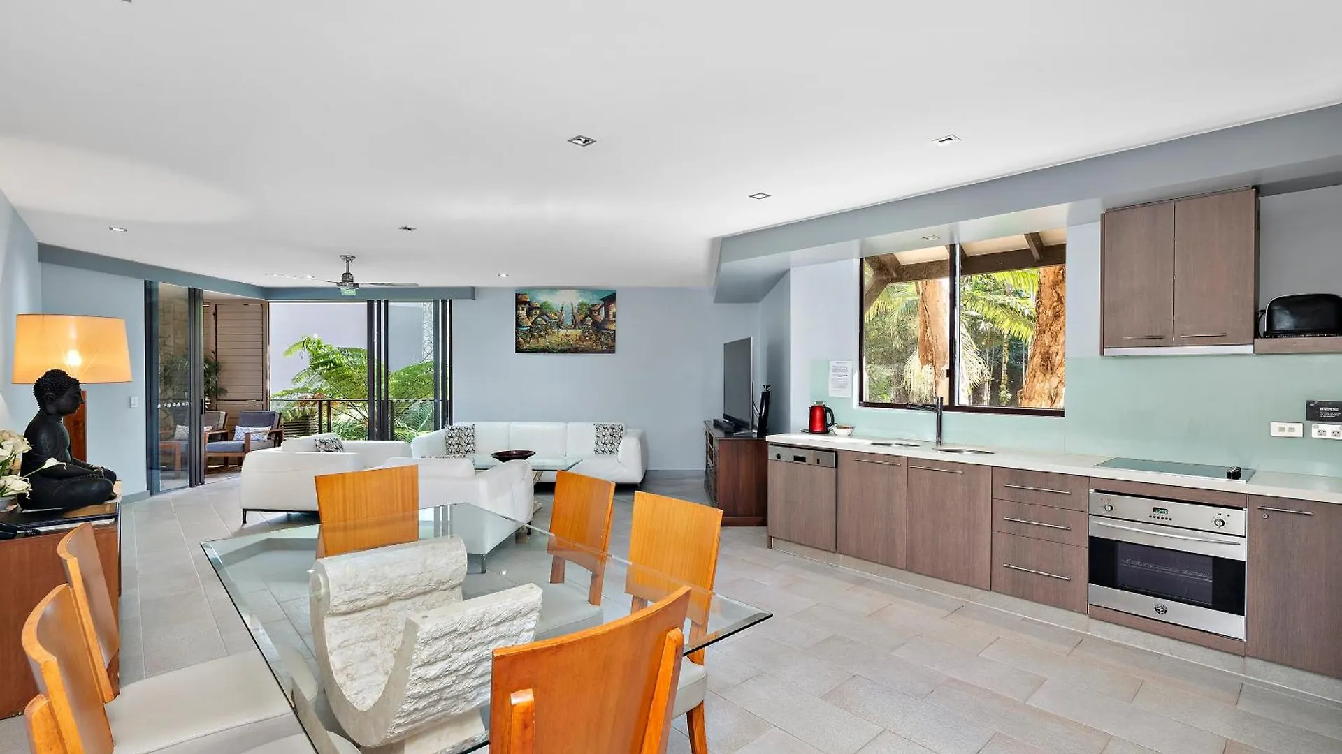 Private Apartments In The Temple Beachfront Resort Palm Cove
