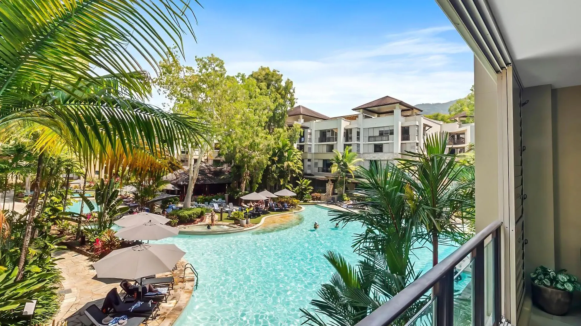 Private Apartments In The Temple Beachfront Resort Palm Cove 0*,  Australia